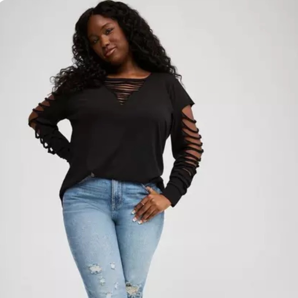 NWOT Torrid Black Cutout Sleeves Top - Picture 2 of 5